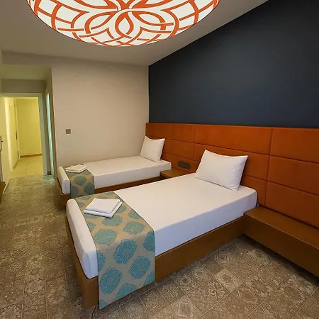 ホテル Centro Park 3*
